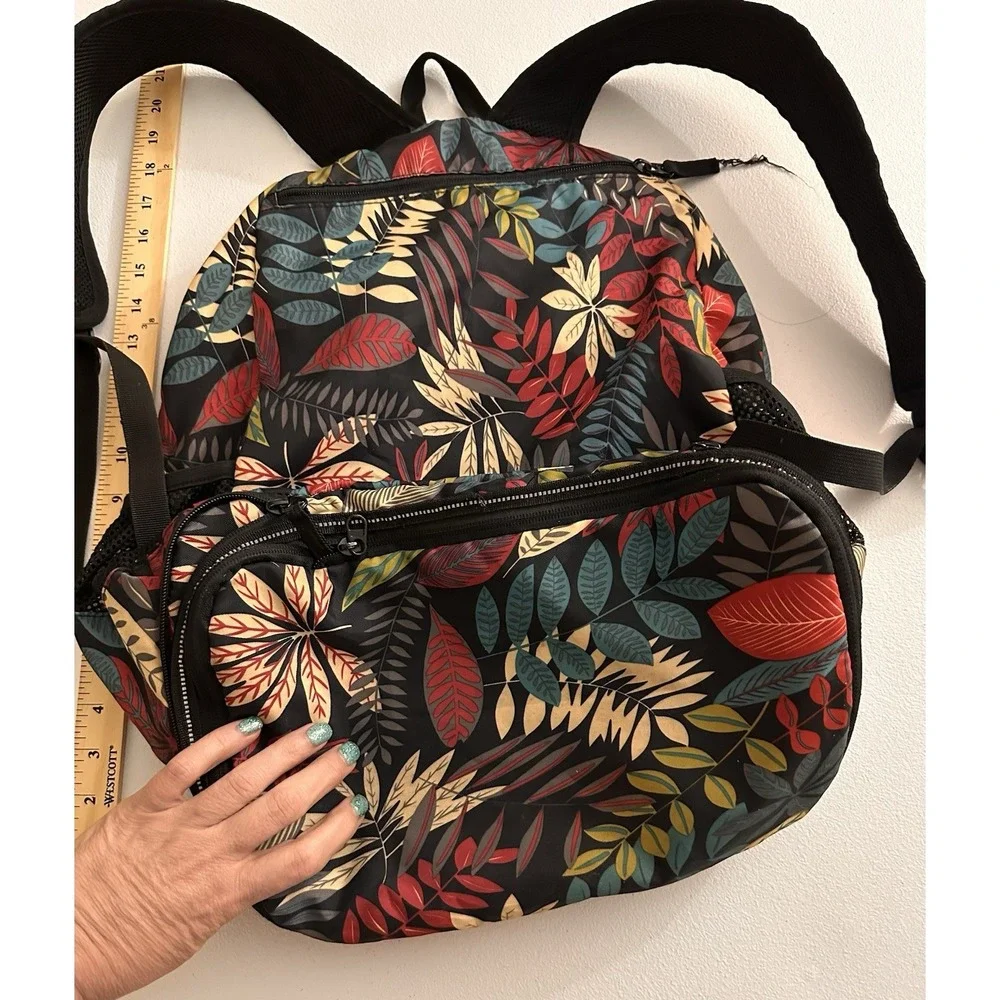 Venture Pal Floral Backpack Black/Multicolor Zip, Bottle Pocket